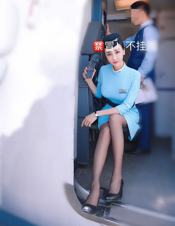 温哥华外围女大学生