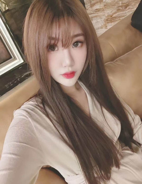 迪拜伴游大学生