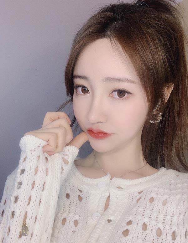 迪拜商务模特价格