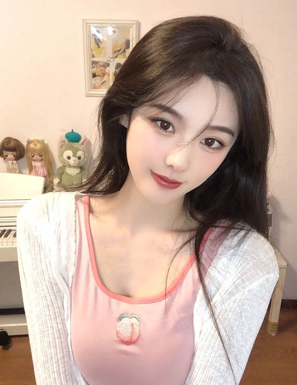 曼谷高端模特微信